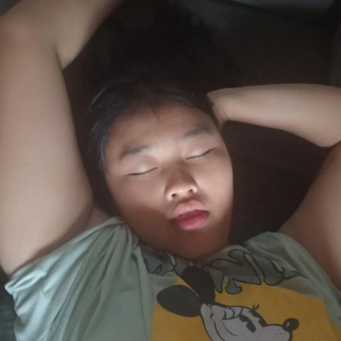 Chifang lagi tidur